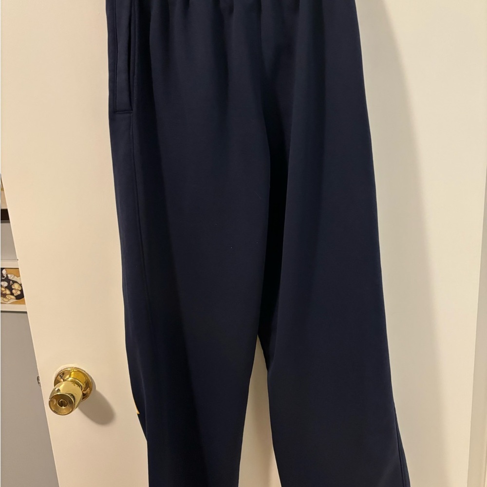 Under Armour Navy Sweatpants featuring Trinity Pawling Logo - Picture 5 of 5